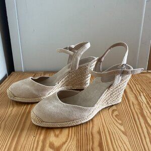 Charles by Charles David Wedges